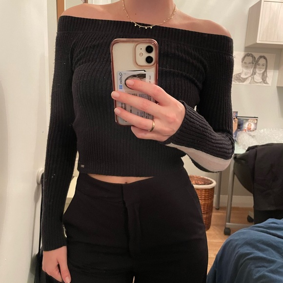 HOLLISTER black long sleeve shirt size S - Picture 3 of 5